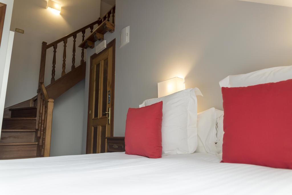 Don Pablo Hotel Pechon Bagian luar foto