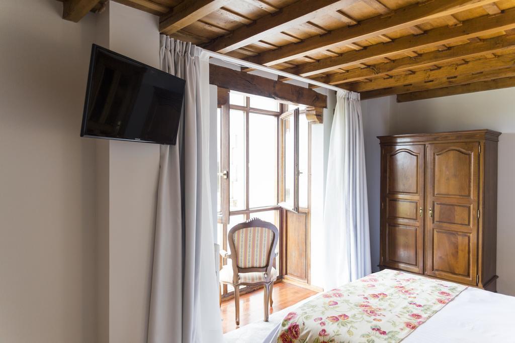 Don Pablo Hotel Pechon Bagian luar foto