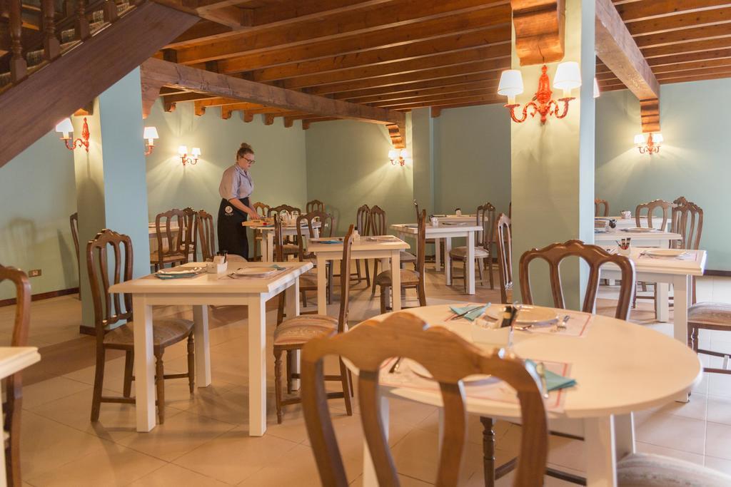 Don Pablo Hotel Pechon Bagian luar foto